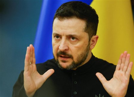 Зеленский о россиянах: «Они динозавры и хотят нас съесть»