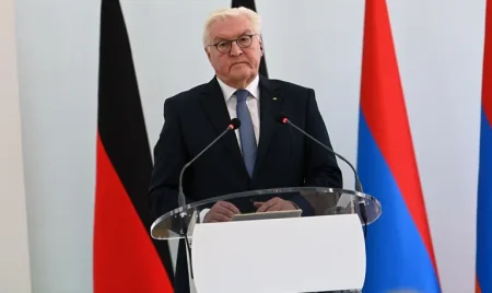 Штайнмайер обратился из Еревана с призывом к Баку