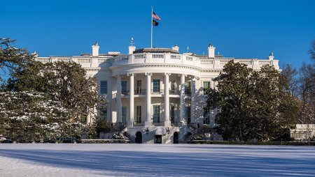 Белый дом о возможном третьем сроке Трампа