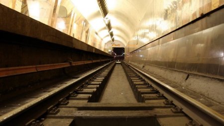 Будет приостановлено движение поездов между станциями «28 Мая» и «Дарнагюль»