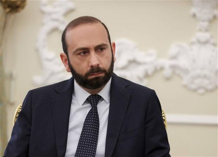 МИД Армении: Иреван готов подписать соглашение с Баку и на границе, и в третьей стране