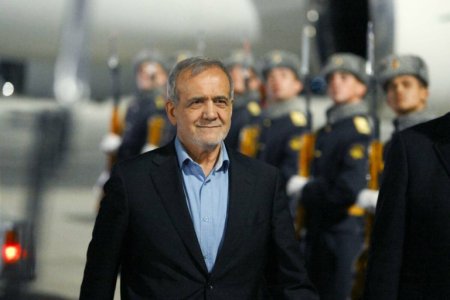 Пезешкиан прилетит в Баку с делегацией из 120 человек
