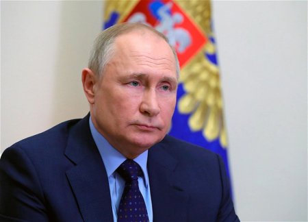 Путин выразил соболезнования Пезешкиану в связи со взрывом в порту Шахид-Раджаи