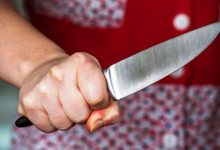 В Сумгайыте женщина ударила ножом своего мужа