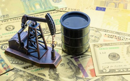 Цена на азербайджанскую нефть упала ниже $64