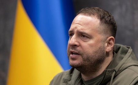 Ермак показал горящий Кремль