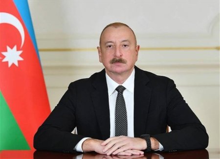 Ильхам Алиев отменил визит в Москву на 9 Мая
