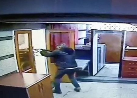 В Иране казнен террорист, напавший на посольство Азербайджана в Тегеране