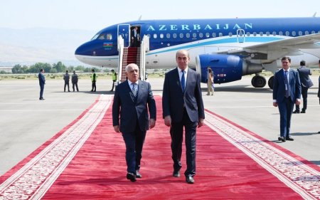 Премьер Азербайджана прибыл в Таджикистан для участия в заседании Совета глав правительств СНГ