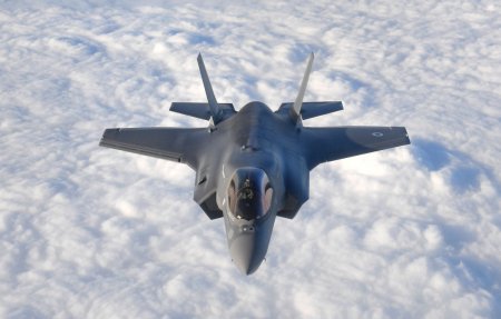 Иран заявил о сбитии израильских военных самолетов и пленении летчицы