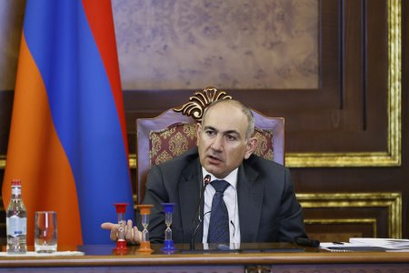 СМИ Армении: Пашинян завтра согласится на возвращение азербайджанцев в Армению