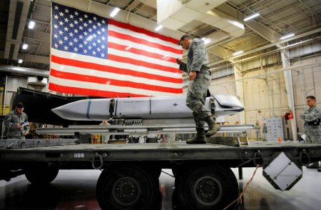 США не стали наносить удар проникающими бомбами по ядерному объекту в Исфахане