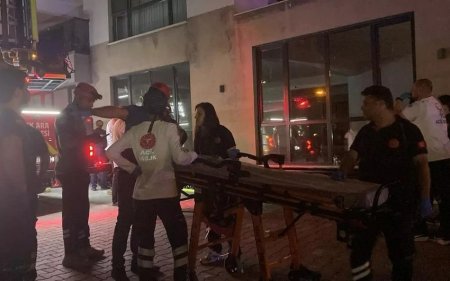В Турции при пожаре в жилом доме погибли три человека, десятки пострадали