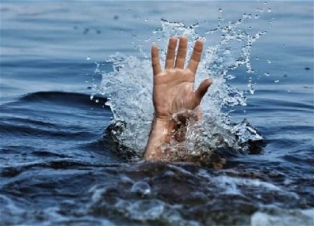 В поселке Пиршаги один человек утонул в море