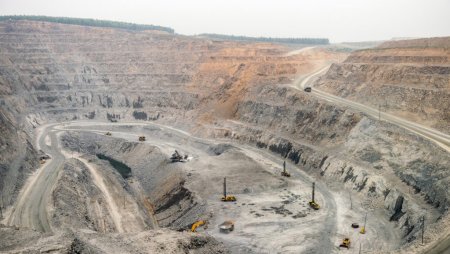 Anglo Asian Mining начала добычу первой руды на руднике в Карабахе