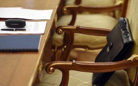 Директор школы в Уджаре освобожден от должности после распространения СМИ его аудиозаписи