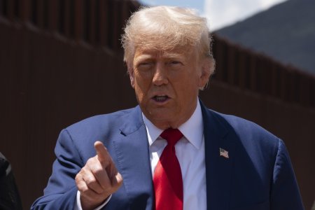 Трамп: Украина получит «много земли», но в НАТО не вступит и Крым не вернет