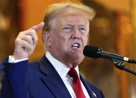 Трамп пригрозил двум американским телеканалам