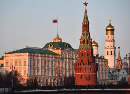 В Кремле не стали комментировать возможную встречу президентов Азербайджана и РФ в КНР
