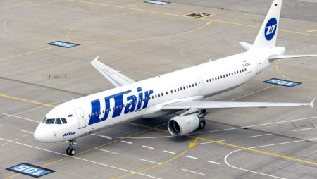 В Уфе самолет авиакомпании UTair потерял крышку гидробака