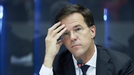 Туск проинформировал Рютте об инциденте с дронами