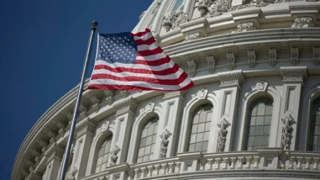 В Сенате США предложили передавать Украине часть активов РФ каждые 90 дней