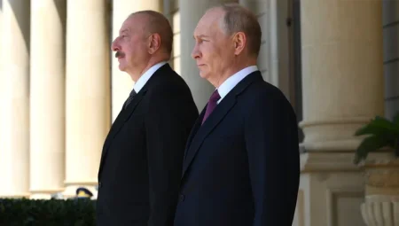 Путин обсуждал с Алиевым задержанных в Баку россиян