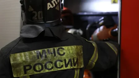 При пожаре в дачном доме в Сургуте погибли семь человек