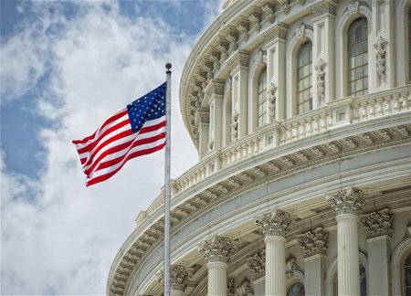 Сенат США одобрил проект о финансировании правительства