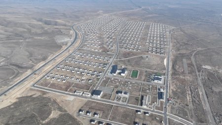 15 семьям в селе Хыдырлы Агдамского района вручены ключи от квартир