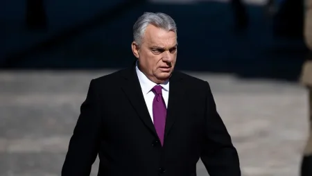 Орбан отправился в Москву на встречу с Путиным