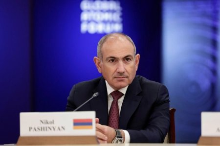 Пашинян попросил «коллег» из России «срочно» заняться полным восстановлением железной дороги в Азербайджан и Турцию