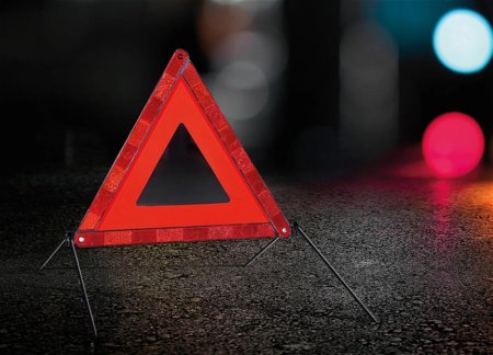 В Баку в перевернувшемся автомобиле погиб человек