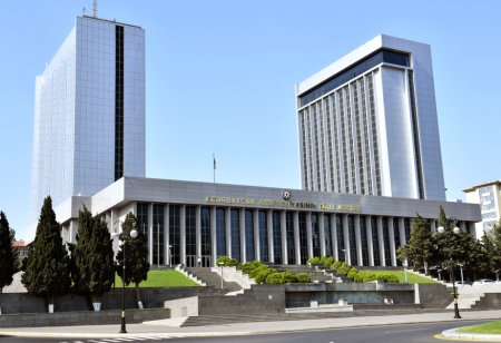 Обнародована повестка дня очередного заседания Милли Меджлиса