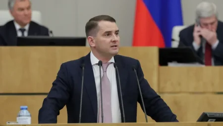 В Госдуме призвали мигрантов «лечиться дома»