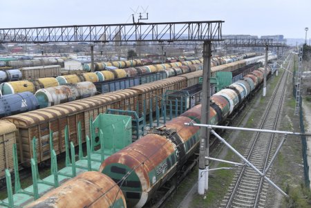 Очередная партия нефтепродуктов отправлена из Баку в Армению