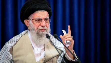 Али Хаменеи передал нации послание