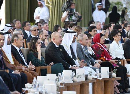 Ильхам Алиев принял участие в церемонии вручения «Премии Заида за человеческое братство»