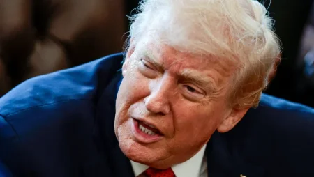Трамп заявил, что сам придумал название оружия «дискомбобулятор»