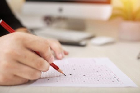 Hачинается регистрация на вступительные экзамены в вузы