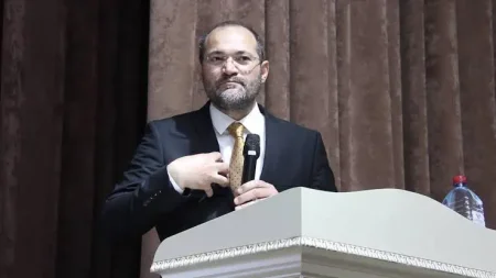 Рази Нуруллаев заявил, что государство не должно строить дома в Карабахе