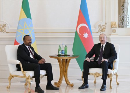 Состоялась встреча Президента Ильхама Алиева с Премьер-министром Эфиопии один на один