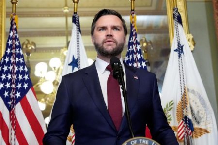 Вэнс: Трамп хочет урегулирования на Украине и восстановления торговли с РФ