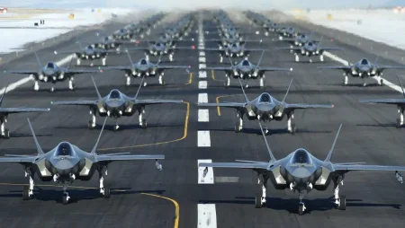 США перебросили десятки истребителей-невидимок F-35A на  японскубюю базу