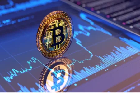 Цена Bitcoin приближается к 74 тысячам долларов