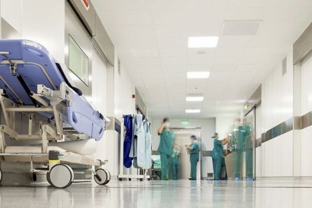 В Баку 53-летняя женщина скончалась во время родов
