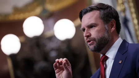 Вэнс заявил, что настроен оптимистично по переговорам с Ираном