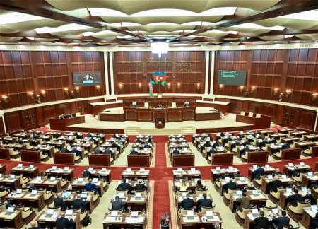 Азербайджан приостанавливает сотрудничество с Европарламентом