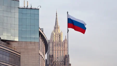 Посол РФ заявил, что ФРГ взяла курс на военное противостояние с Россией