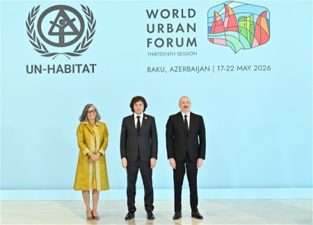 Ильхам Алиев принимает участие в церемонии открытия WUF13 в Баку